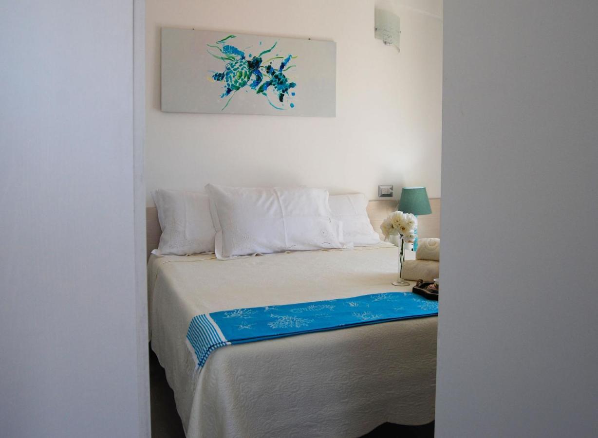 B&B Capo Rizzuto Fronte Mare Buitenkant foto