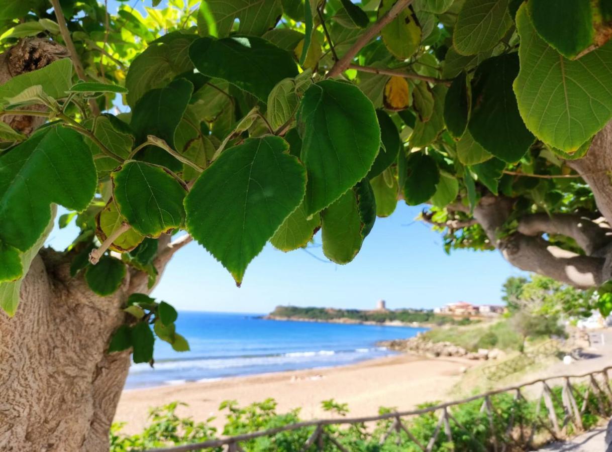 B&B Capo Rizzuto Fronte Mare Buitenkant foto