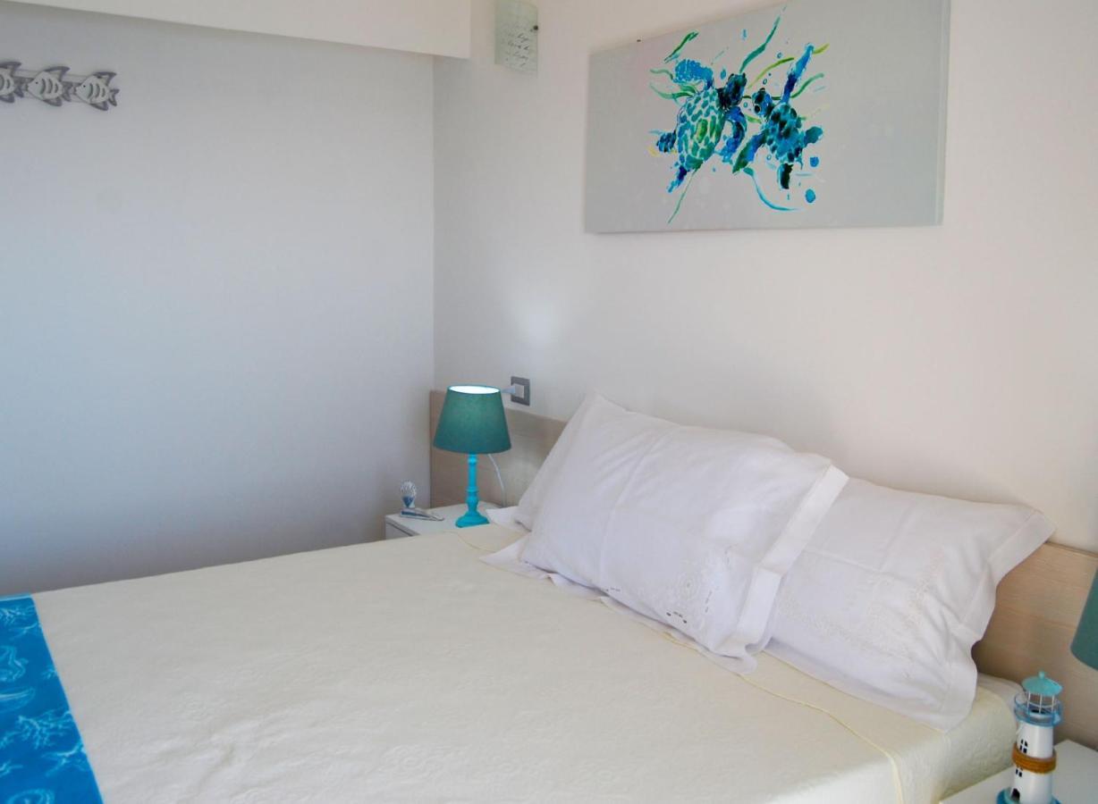 B&B Capo Rizzuto Fronte Mare Buitenkant foto